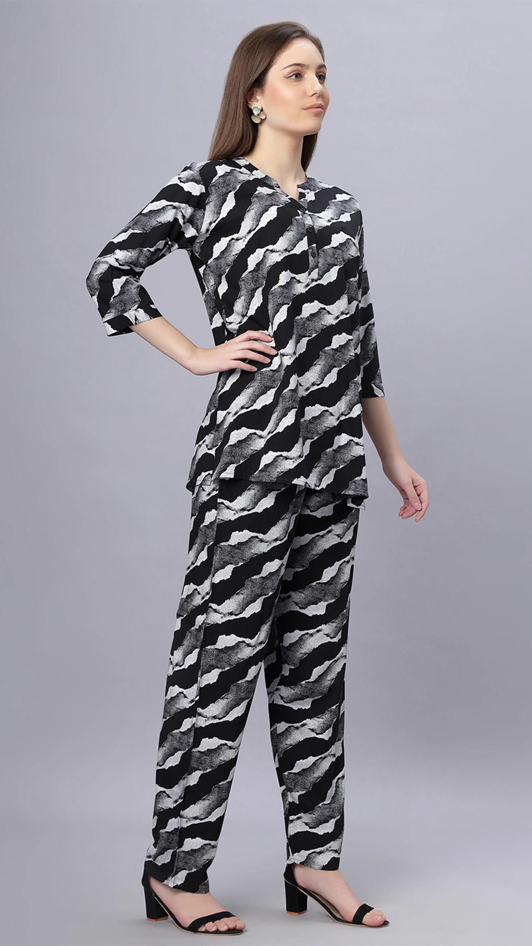 Sukanya Comfortable Women's Cotton Blend Half Sleeves Night Suit - Black & Navy Blue, Soft and Elegant Print Sleepwear